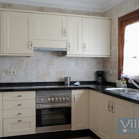Casa Trina By Villitas Villa Playa Blanca  Exteriör bild